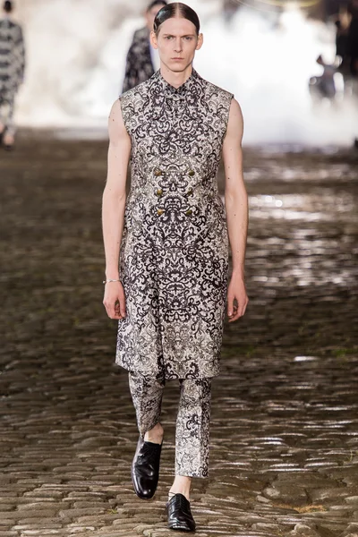 Look 21